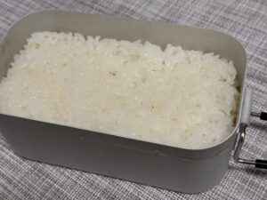 はじめてのメスティン炊飯 家でご飯を炊いてみた