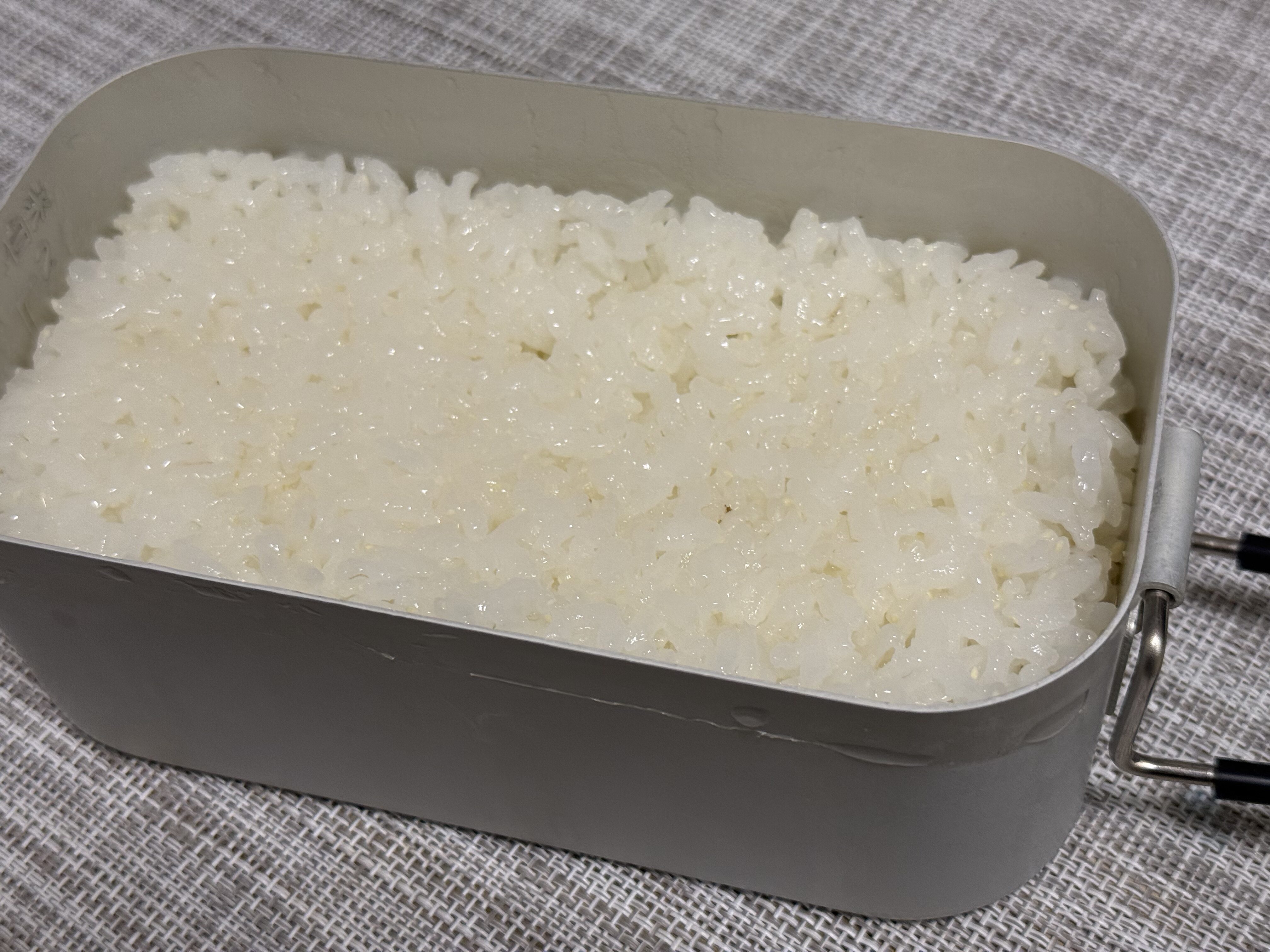 はじめてのメスティン炊飯 家でご飯を炊いてみた
